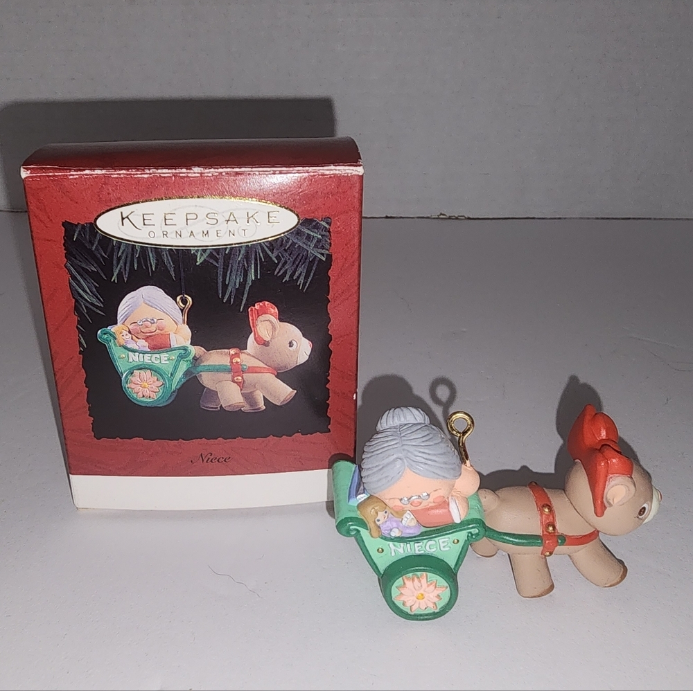 1994 Dated Hallmark Keepsake Ornament Niece Mrs Claus